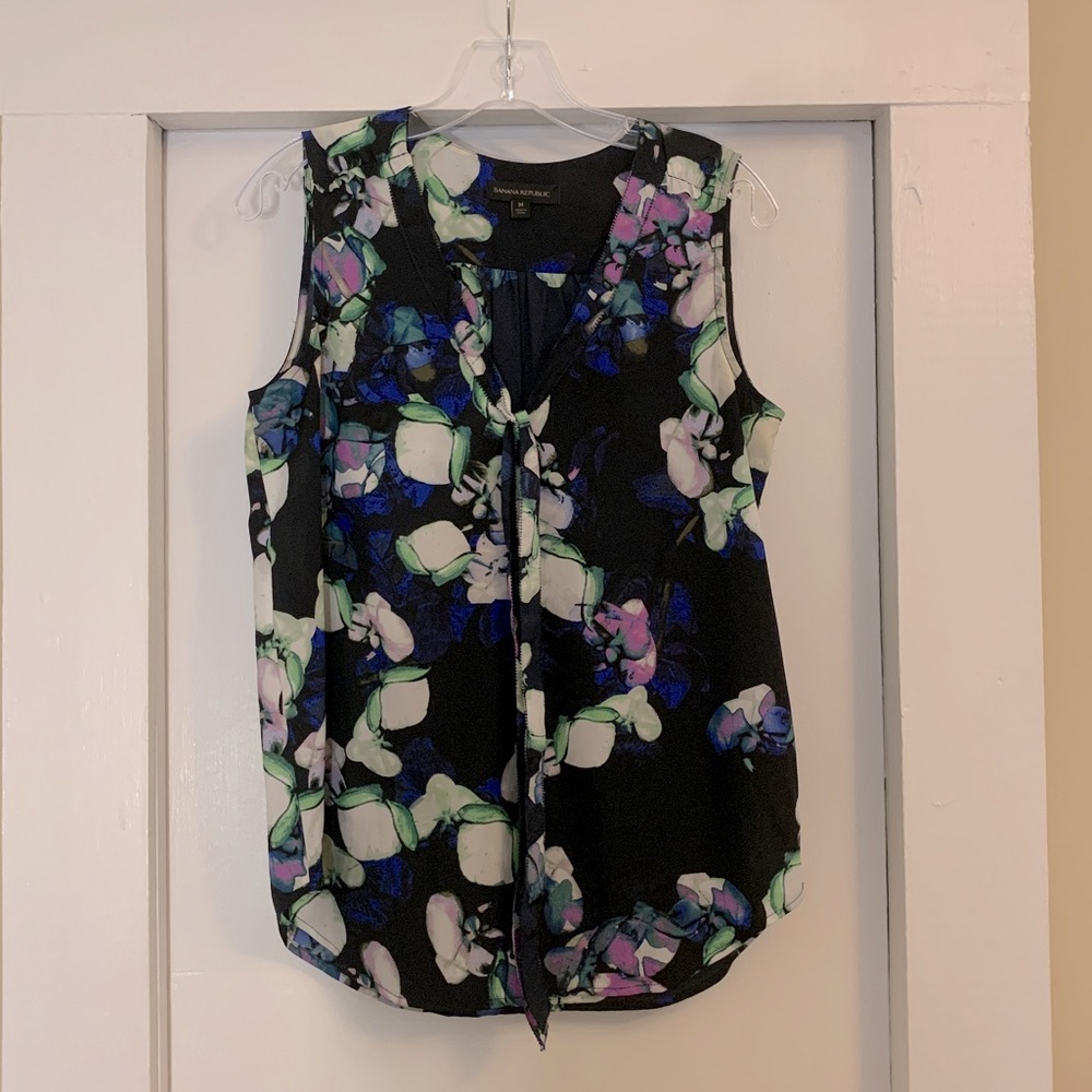 Floral Banana Republic Career Blouse M